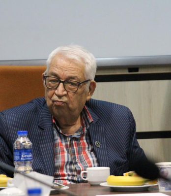 دکتر رهبر مژدهی‌آذر: داروسازان ستون‌های سلامت‌اند اما زیر بار مشکلات اقتصادی خم شده‌اند